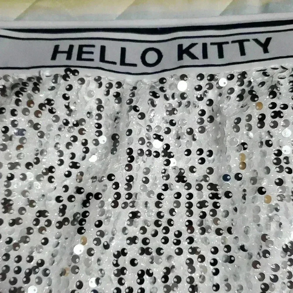 Hello Kitty sequin skirt 1X - Picture 3 of 9